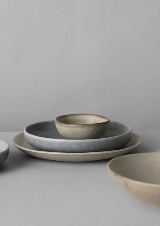 Cove Stoneware Dinner Plate