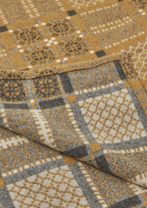 Melin Tregwynt Welsh Blanket