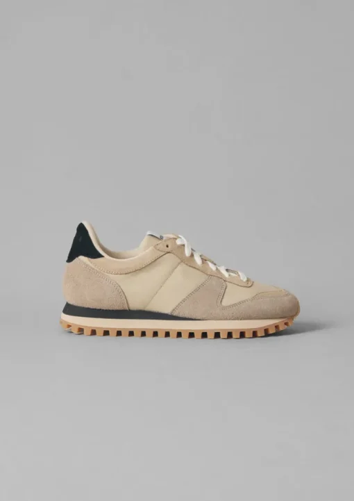 Novesta Marathon Trail Trainers