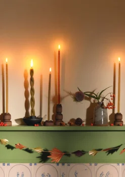 Skar Organics Beeswax Twist Dinner Candle